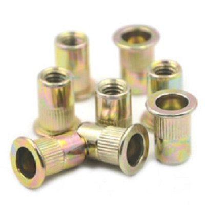 07. Tuerca Remachable